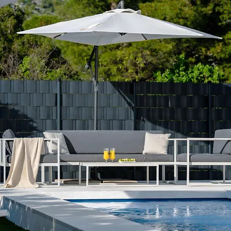 Calma Ii Starigrad Paklenica