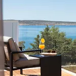 Calma Ii Villa *