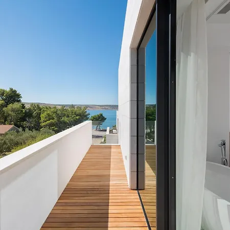 Calma Ii Starigrad Paklenica